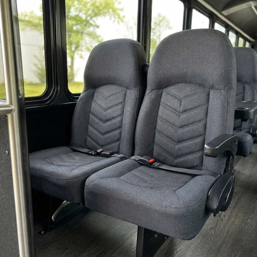 bettendorf 25 passenger minibus high back seats