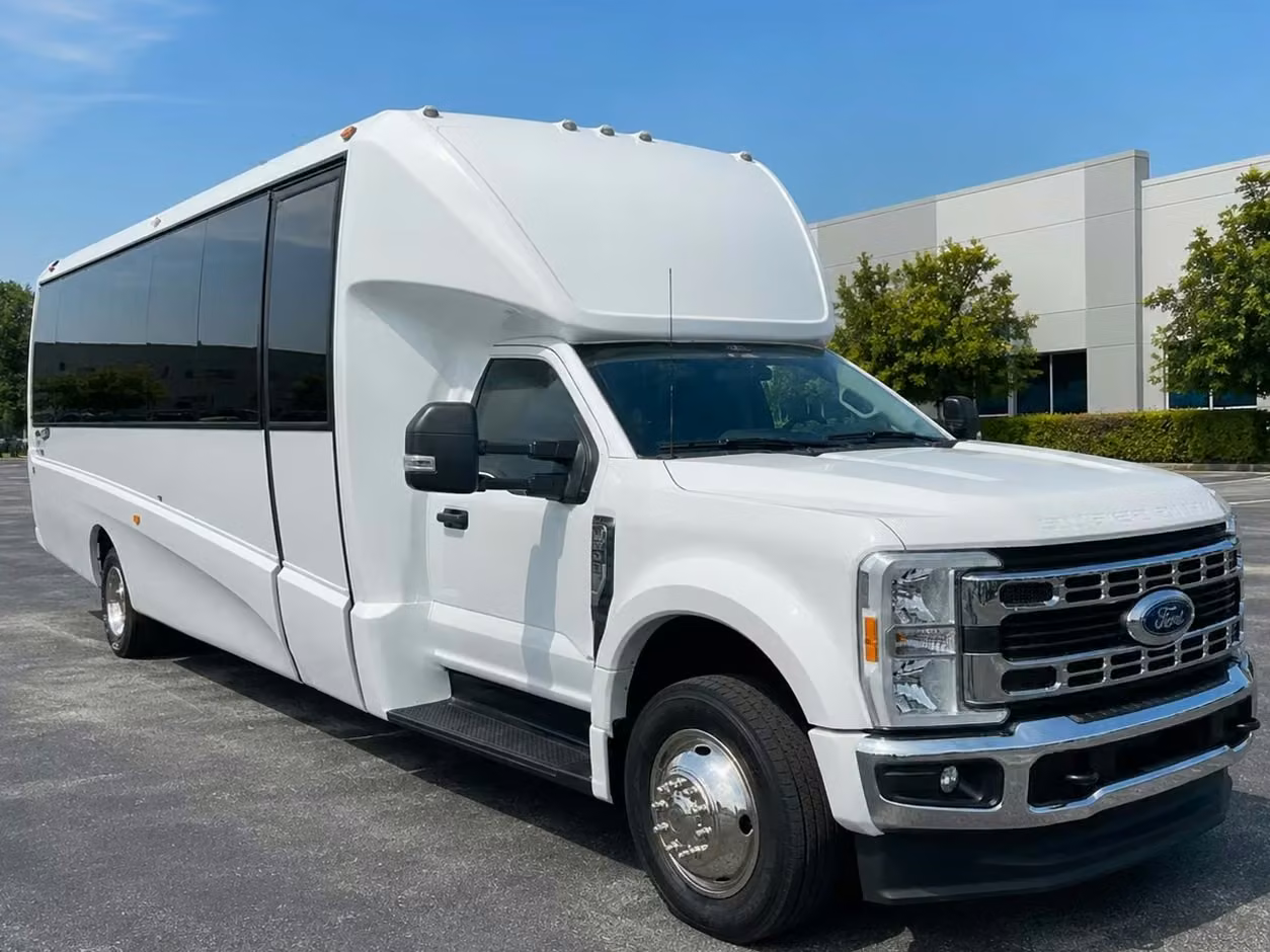 bettendorf 25 passenger minibus rental