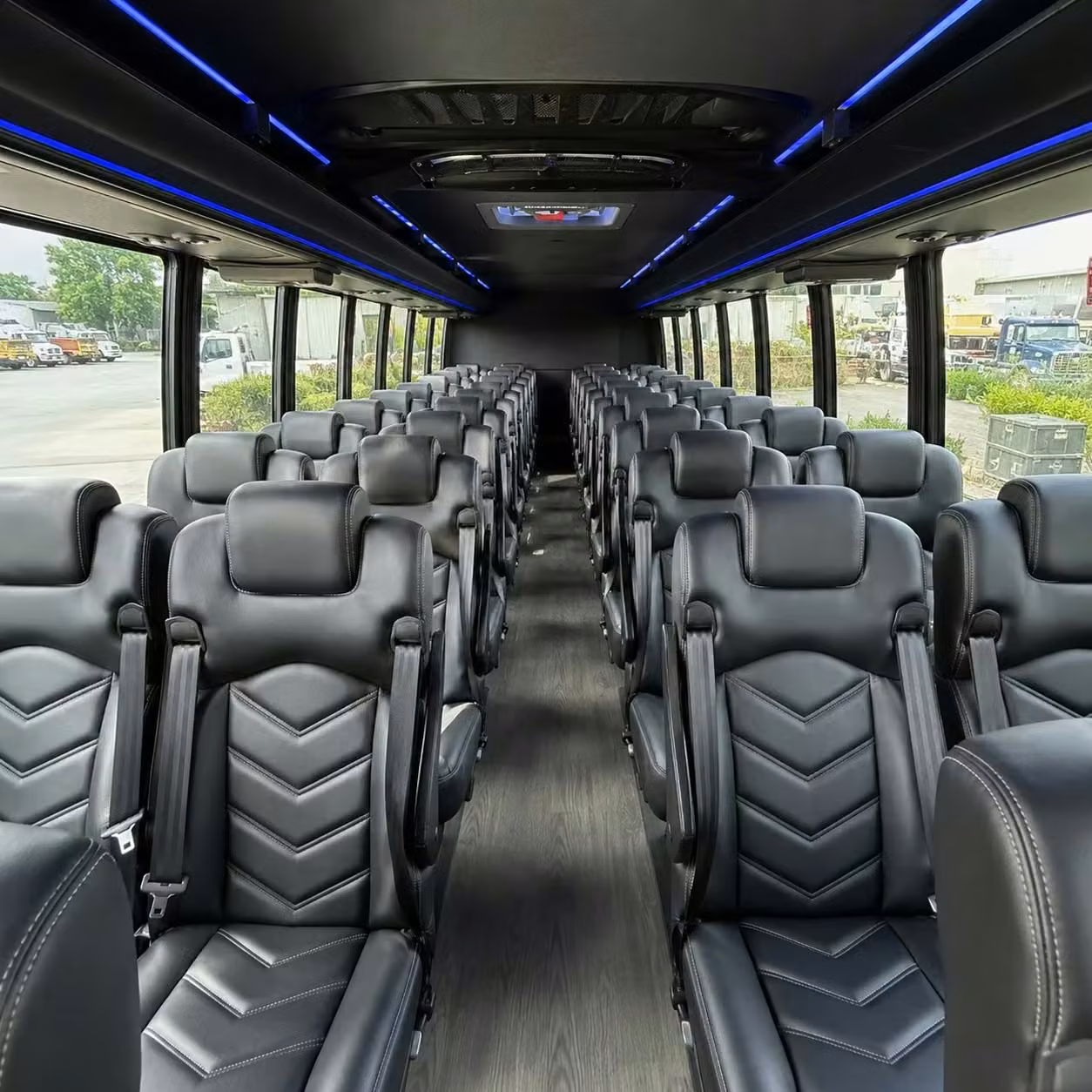 bettendorf minibus interior 2