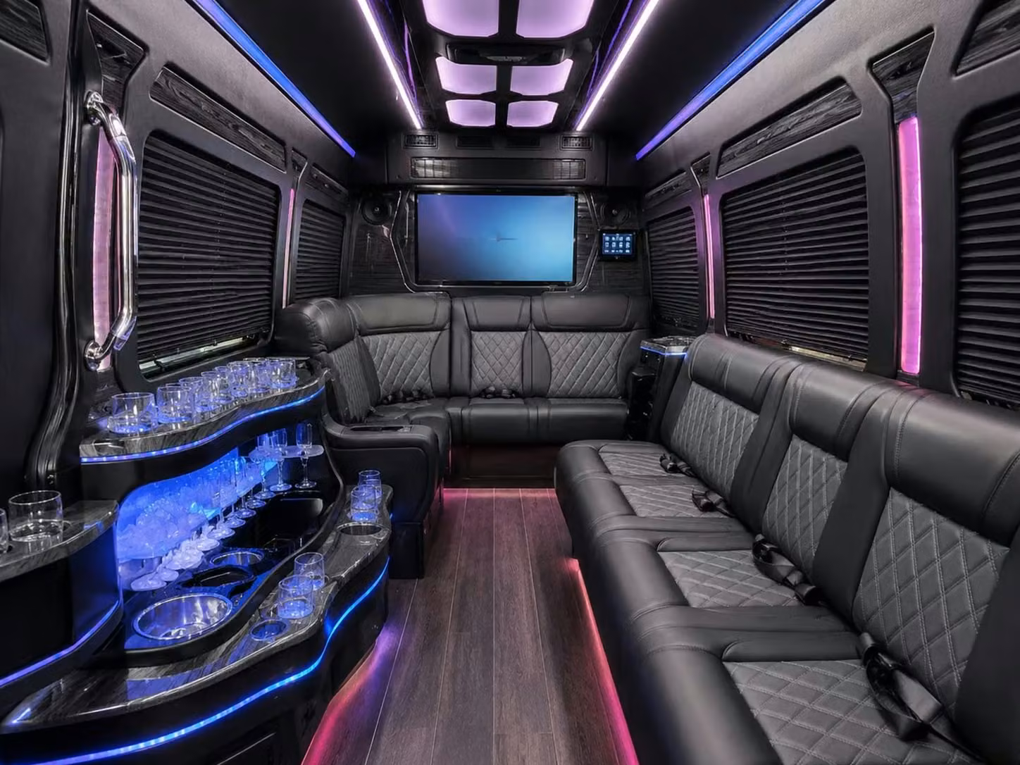 bettendorf sports banquet awards ceremony and team outing buses in bettendorf